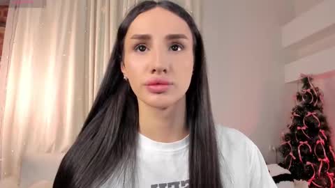 Kim Oberlin online show from December 2025 11:17:01 AM