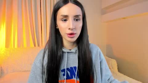 Kim Oberlin online show from January 2026 06:29:01 AM