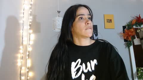 Kim  Yuk online show from December 2024 07:59:02 PM