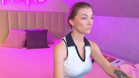 kimberlly_smith online show from June 2026 11:17:02 PM