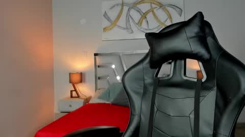 Snapshot of kimberlycoxxx chatting on December 2024 11:00:01 PM kimberly online show from December 2024 11:00:01 PM