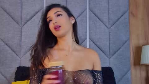 Kimberly online show from October 2025 04:14:01 AM