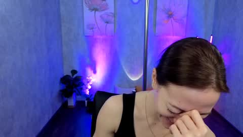 Kimberly online show from February 2025 12:00:01 PM