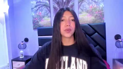 Snapshot of kimberlyvillalobos chatting on November 2025 11:53:02 AM Kimberly Villalobos online show from November 2025 11:53:02 AM