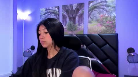 Snapshot of kimberlyvillalobos chatting on December 2025 11:37:01 AM Kimberly Villalobos online show from December 2025 11:37:01 AM