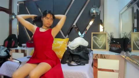 Kimy online show from February 2026 01:41:02 PM