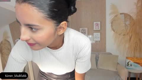 Snapshot of kimm_khalifa chatting on March 2025 01:25:02 AM Kim online show from March 2025 01:25:02 AM