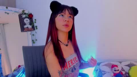 Kimm online show from November 2025 01:08:01 AM