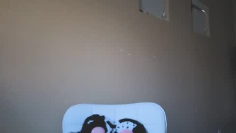 Kimmi online show from March 2025 12:50:01 AM