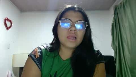 Snapshot of kimmy_kimmy_ chatting on October 2025 03:25:03 AM Kimmy online show from October 2025 03:25:03 AM