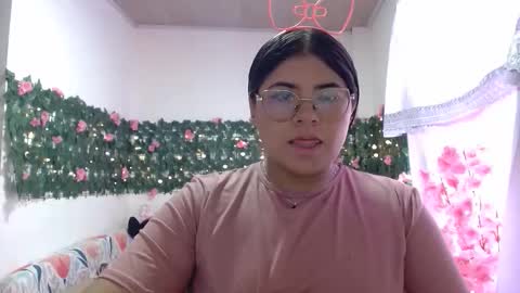 Snapshot of kimmy_kimmy_ chatting on November 2025 07:57:01 PM Kimmy online show from November 2025 07:57:01 PM