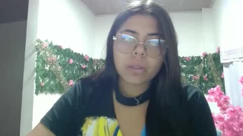 Snapshot of kimmy_kimmy_ chatting on December 2025 02:19:01 AM Kimmy online show from December 2025 02:19:01 AM