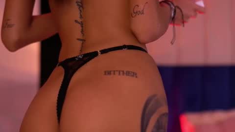 Snapshot of kimnatty chatting on December 2025 02:43:02 PM Kim online show from December 2025 02:43:02 PM