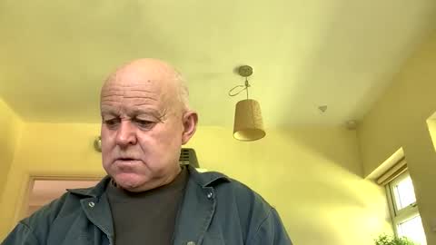 kindahairy4u online show from April 2026 01:05:02 PM