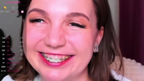 Hazel online show from March 2025 04:32:01 AM