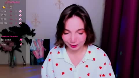 Hazel online show from October 2025 08:35:01 AM