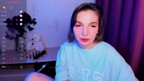 Hazel online show from November 2025 09:36:01 PM