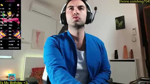 Snapshot of king7045 chatting on March 2025 07:30:02 AM king7045 online show from March 2025 07:30:02 AM