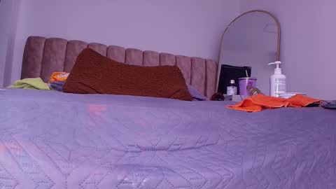 Bella online show from March 2026 03:28:01 AM