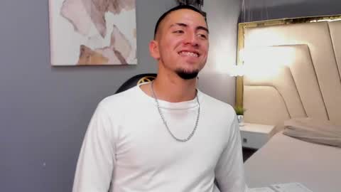 Snapshot of king_dante_ chatting on December 2024 08:53:02 PM King Dante online show from December 2024 08:53:02 PM