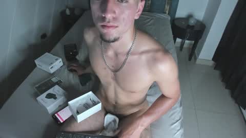 Snapshot of king_dante_ chatting on January 2025 01:36:02 AM King Dante online show from January 2025 01:36:02 AM