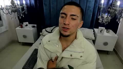 Snapshot of king_dante_ chatting on January 2025 08:21:01 PM King Dante online show from January 2025 08:21:01 PM
