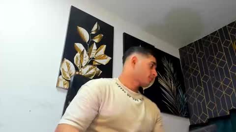 Angel Falconer online show from December 2025 12:15:02 AM