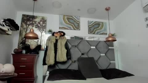 HOT MEN BLACK online show from April 2026 12:12:01 PM