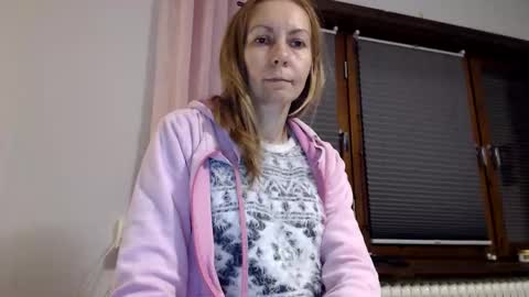 Snapshot of kingandprincess chatting on September 2025 08:02:01 PM sexysexyhotwetpinkredpussy online show from September 2025 08:02:01 PM