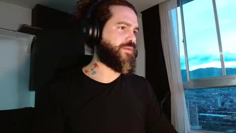 Jake online show from November 2025 10:48:01 PM