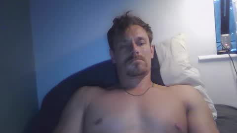 Snapshot of kingharold92 chatting on May 2026 08:10:02 PM kingharold92 online show from May 2026 08:10:02 PM