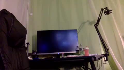 Snapshot of kinglibra420 chatting on December 2024 01:31:02 AM loyal fuck online show from December 2024 01:31:02 AM