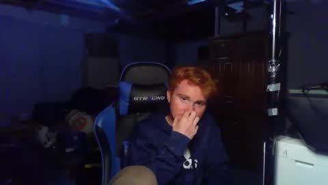Snapshot of kingoffootfetish chatting on May 2026 02:29:02 AM Master King Tommy online show from May 2026 02:29:02 AM