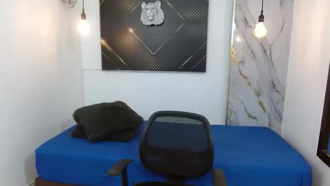 KING  online show from March 2026 03:21:02 AM