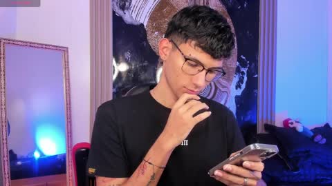  A L E X  online show from April 2026 02:53:02 AM