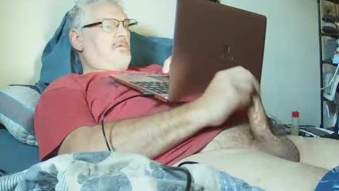 kingtongue10 online show from November 2025 06:29:01 PM