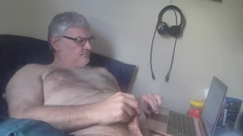 kingtongue10 online show from March 2026 09:00:01 PM