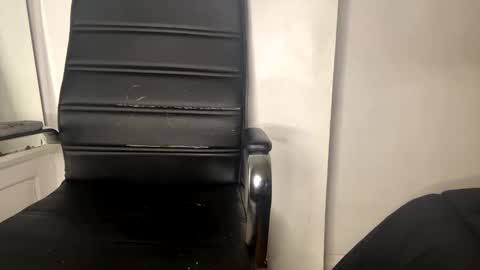 DJ online show from November 2025 03:50:01 AM