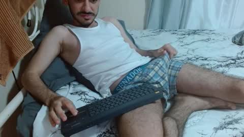 Snapshot of kingxlove23 chatting on November 2025 03:42:02 AM Jason ONLINE 1230 am - 330am GMT-4 online show from November 2025 03:42:02 AM