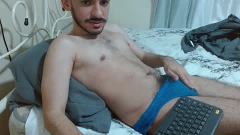 Snapshot of kingxlove23 chatting on November 2025 03:54:01 AM Jason ONLINE 1230 am - 330am GMT-4 online show from November 2025 03:54:01 AM