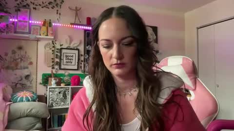 Snapshot of kinkilexixxx chatting on February 2025 02:01:01 PM Lexi Onlyfans online show from February 2025 02:01:01 PM