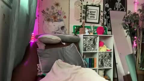 Snapshot of kinkilexixxx chatting on March 2025 01:49:01 PM Lexi Onlyfans online show from March 2025 01:49:01 PM