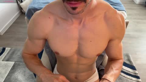 Snapshot of kinky_alonzo chatting on September 2025 09:57:01 AM Alonzo online show from September 2025 09:57:01 AM