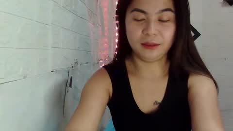 Snapshot of kinky_gurl69 chatting on December 2024 12:30:02 AM mary online show from December 2024 12:30:02 AM