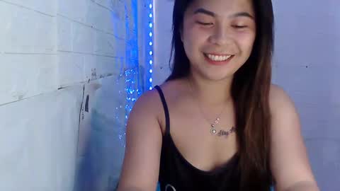 Snapshot of kinky_gurl69 chatting on January 2025 12:11:01 AM mary online show from January 2025 12:11:01 AM