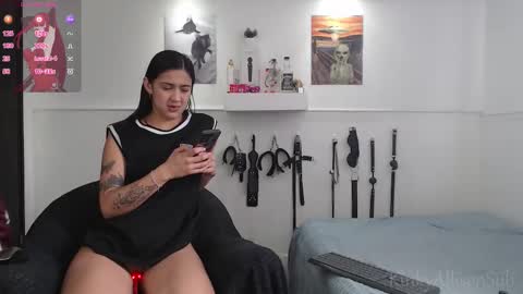 Snapshot of kinkyallisonsub chatting on March 2026 05:38:01 PM Allison Diego online show from March 2026 05:38:01 PM