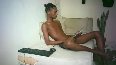 kinkybby_ online show from March 2025 11:20:01 AM