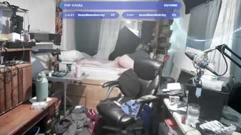 Kinky Cassie online show from October 2025 12:49:02 AM