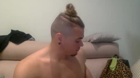 Snapshot of kinkyboy10 chatting on February 2025 01:32:01 PM Master online show from February 2025 01:32:01 PM