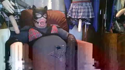 kinkycd0 online show from October 2025 12:00:02 PM